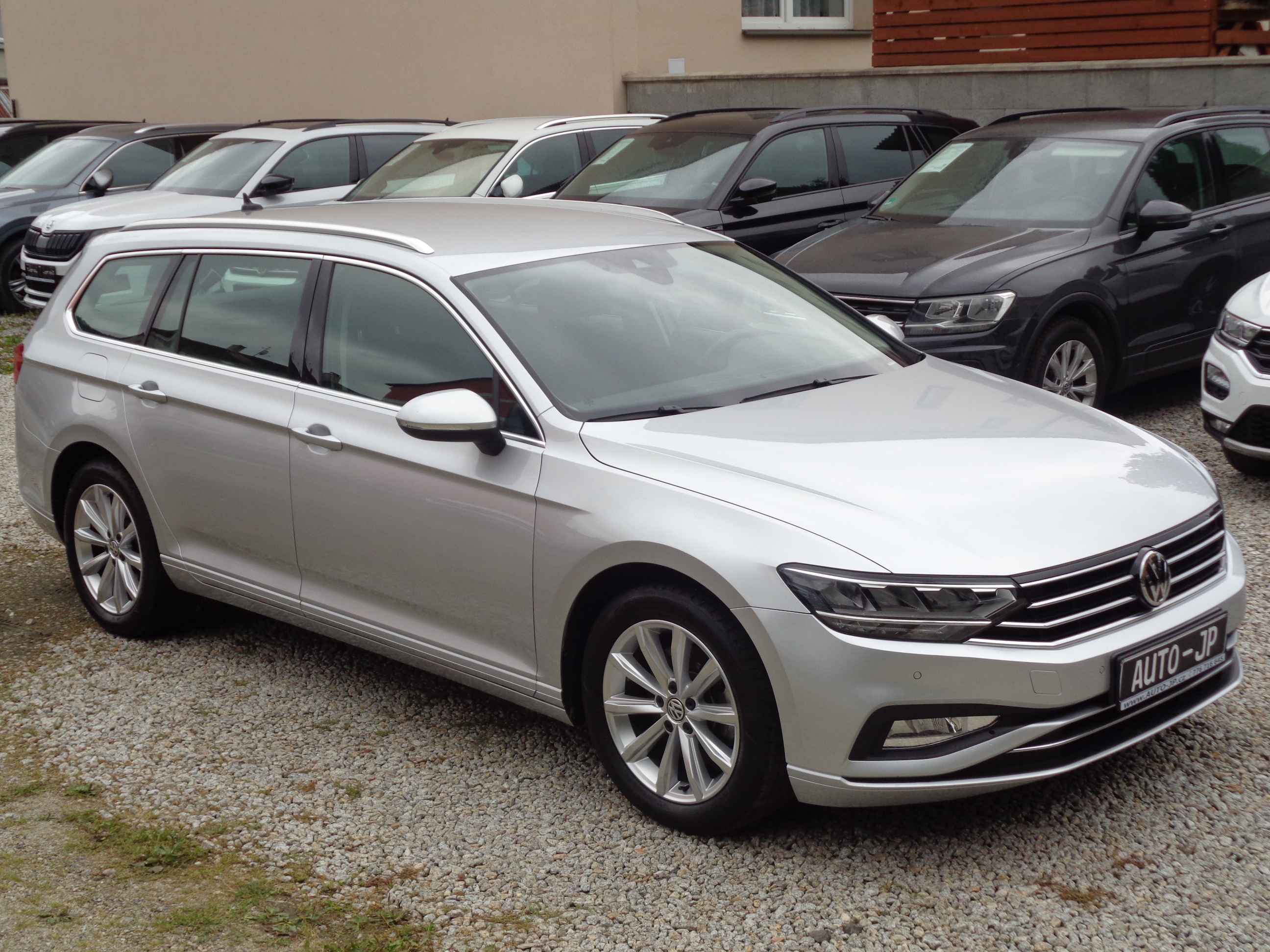  VW Passat 2,0 TDI COMFORTLINE - LED ACC 17ALU 7aitbag NAVI