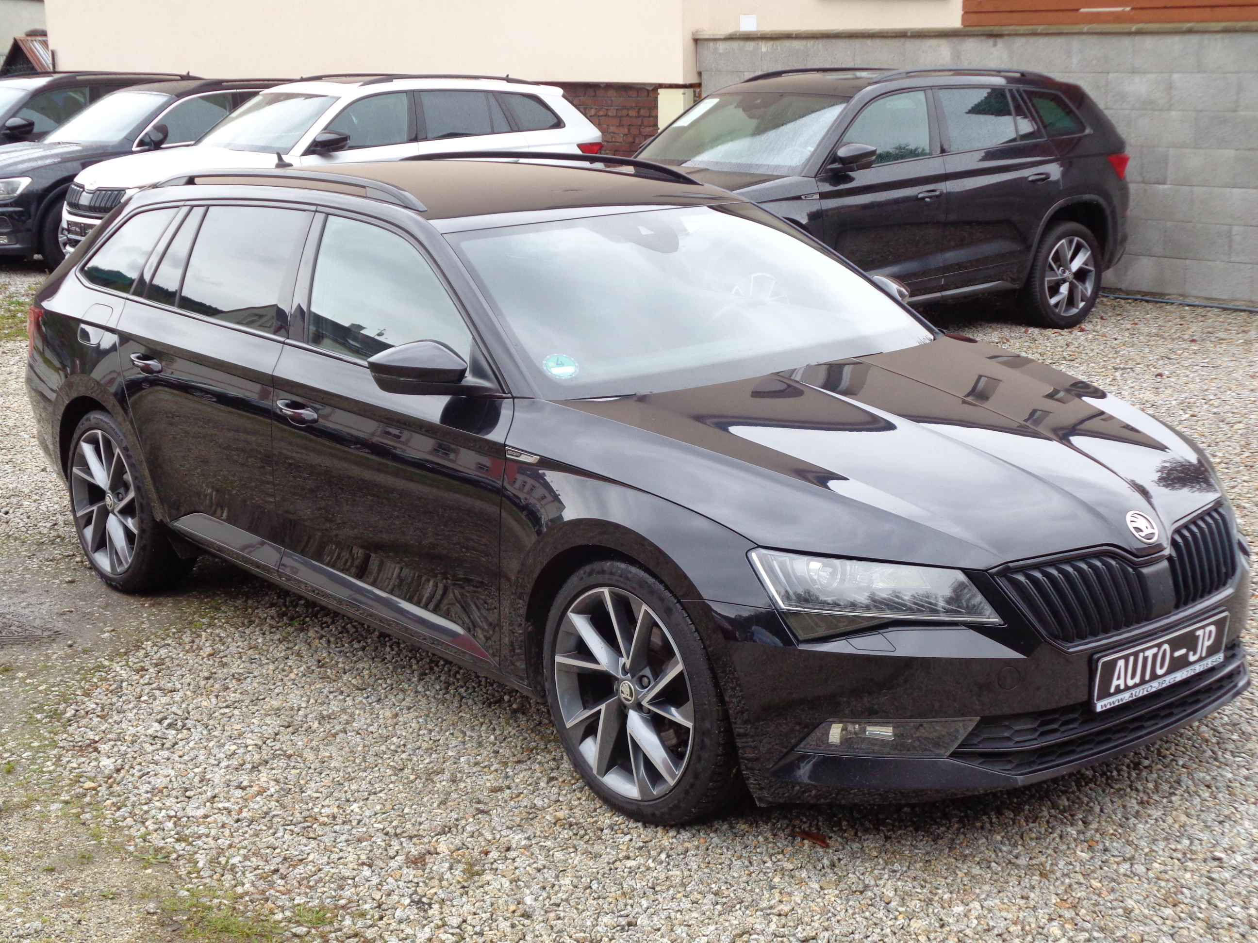  Škoda Superb III 2,0 TDI SPORTLINE - DCC bixenony 19ALU 7airbag NAVI